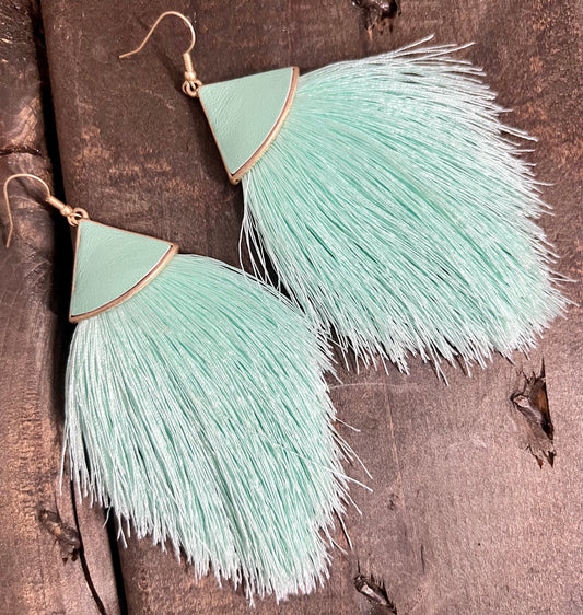 Sissy Feather Earring